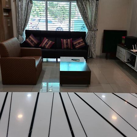 Countryside Homestay Sekinchan Exterior photo